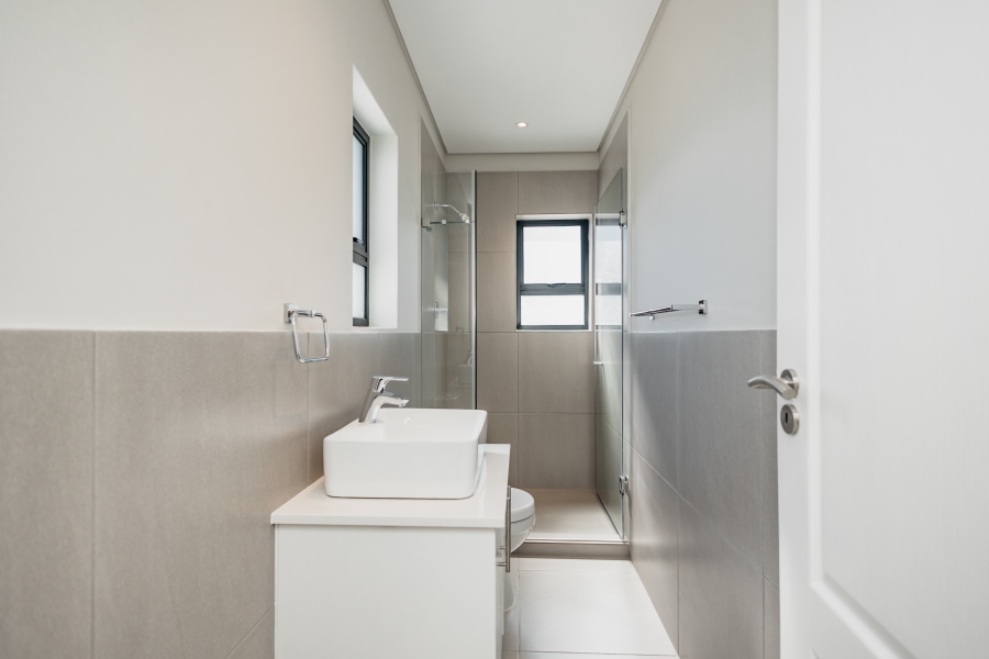 3 Bedroom Property for Sale in Jakarandas Western Cape